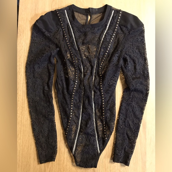 Tops - Lace bodysuit